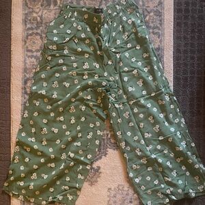 Flowy Pants Daisy Flowers